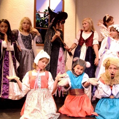 Το Παράθυρο της Χαράς" στο Θέατρο Φούρνος